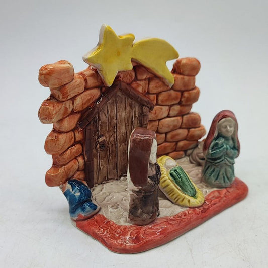 Presepe in ceramica dipinto a mano