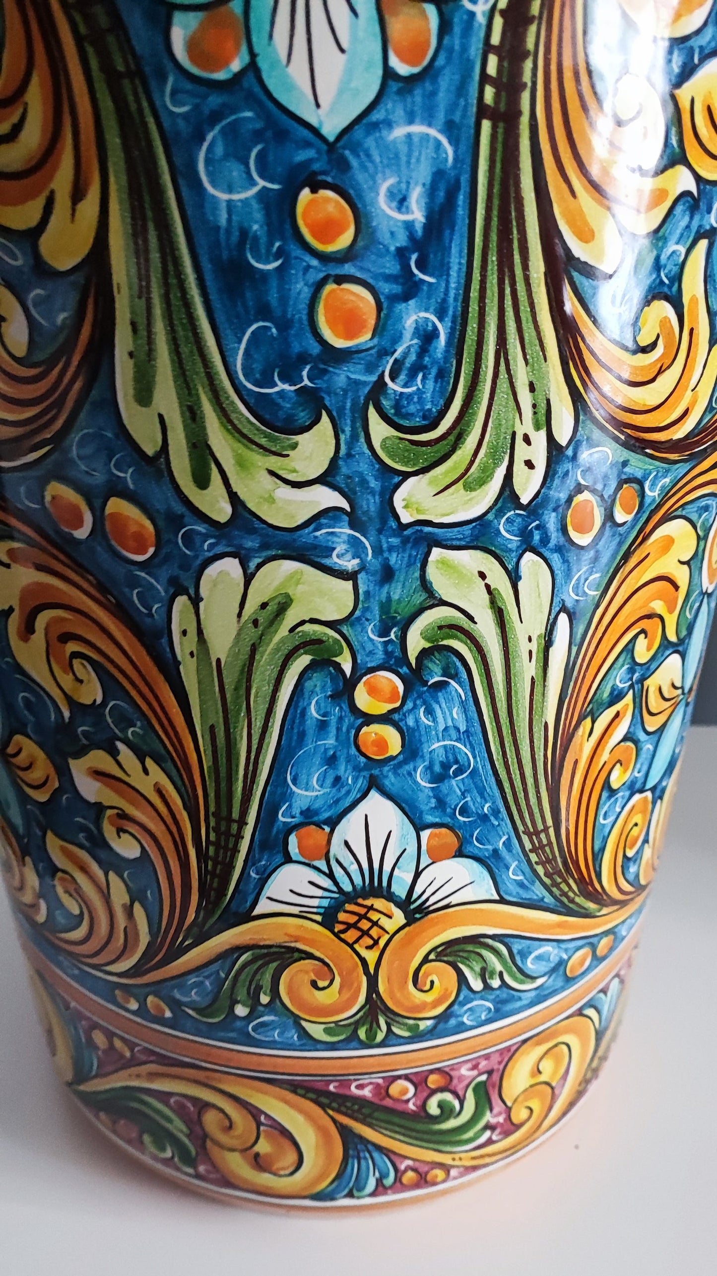 Decorative hand-painted umbrella stand