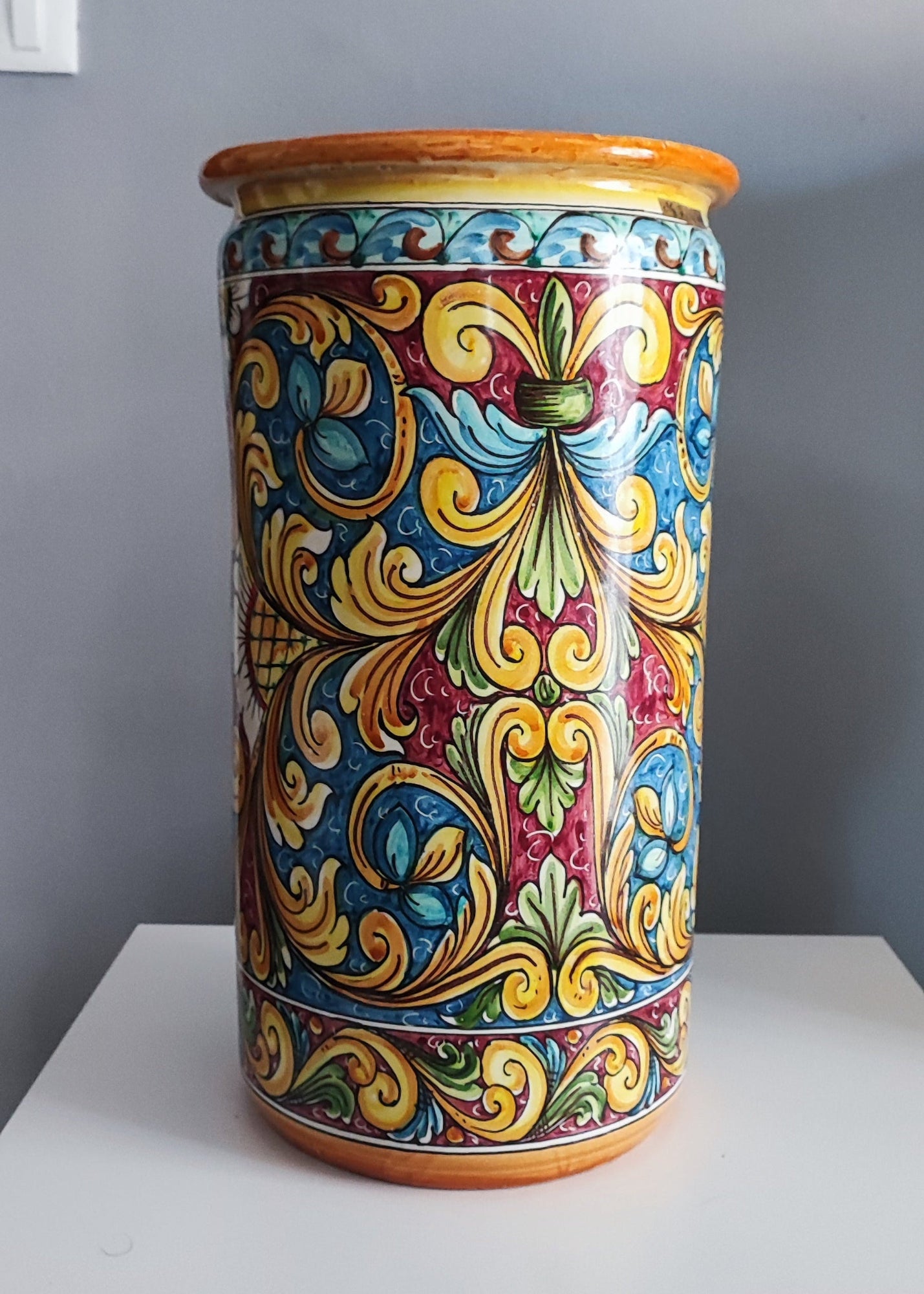 Sicilian ceramic umbrella holder