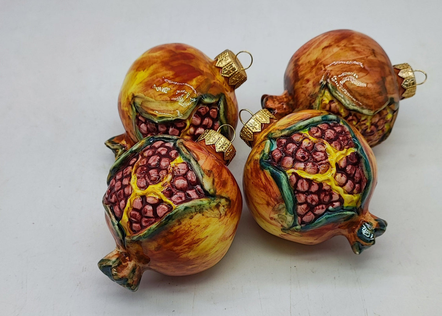 Ceramica di Caltagirone Xmas Tree Fruit Balls – Handcrafted Sicilian Elegance