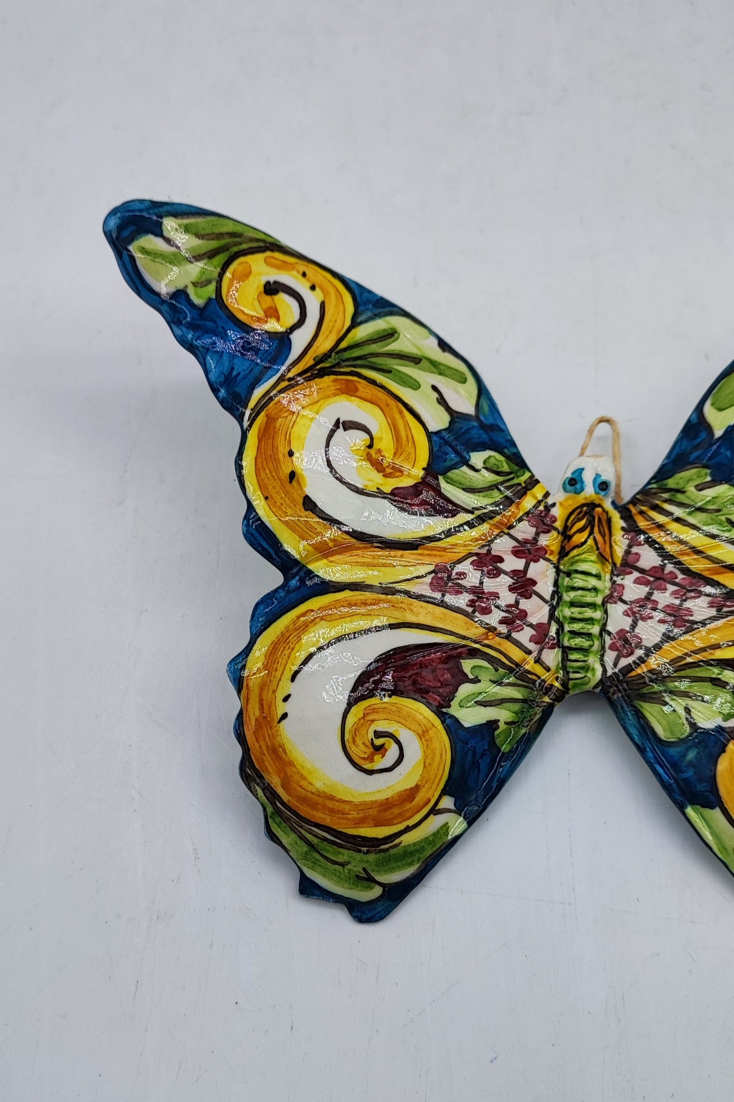 Handcrafted 15cm Caltagirone Butterfly Ceramic Favor