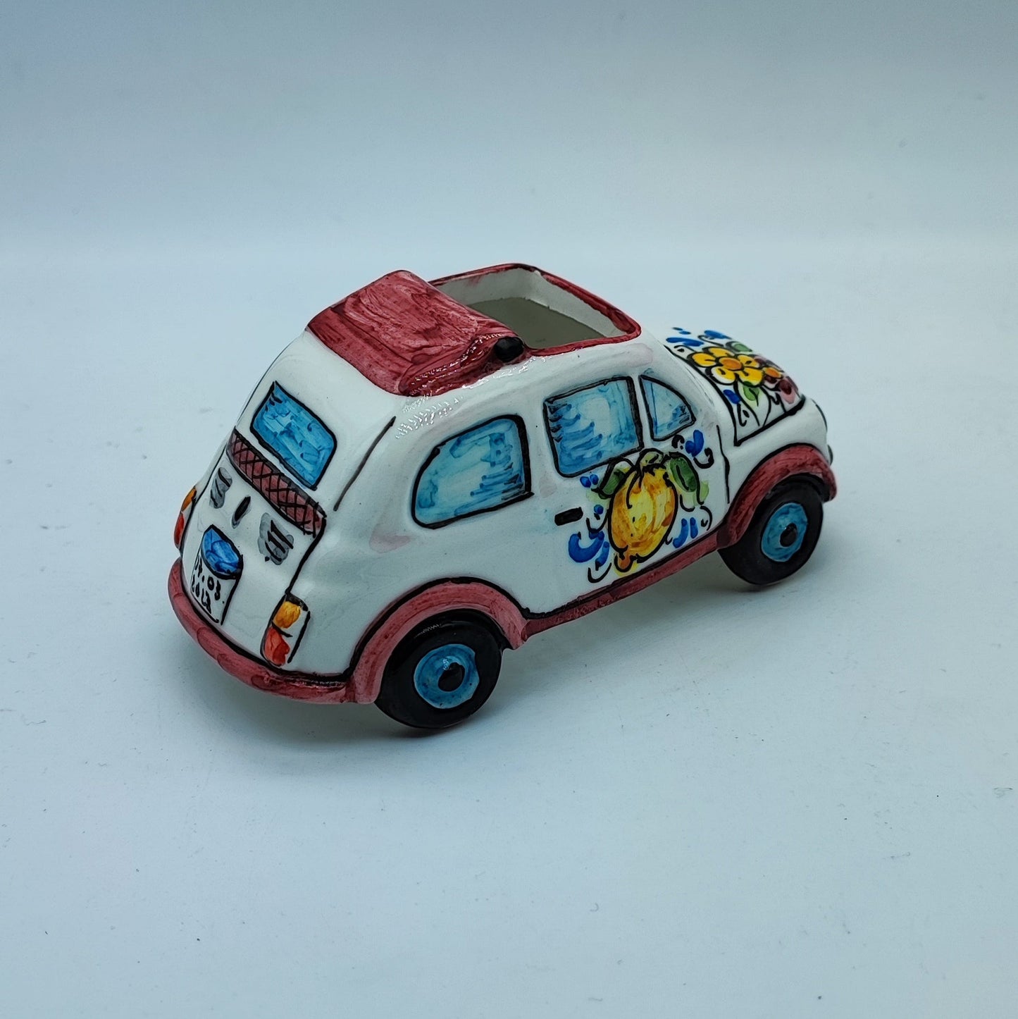 Cinquecento, Caltagirone ceramic vehicle