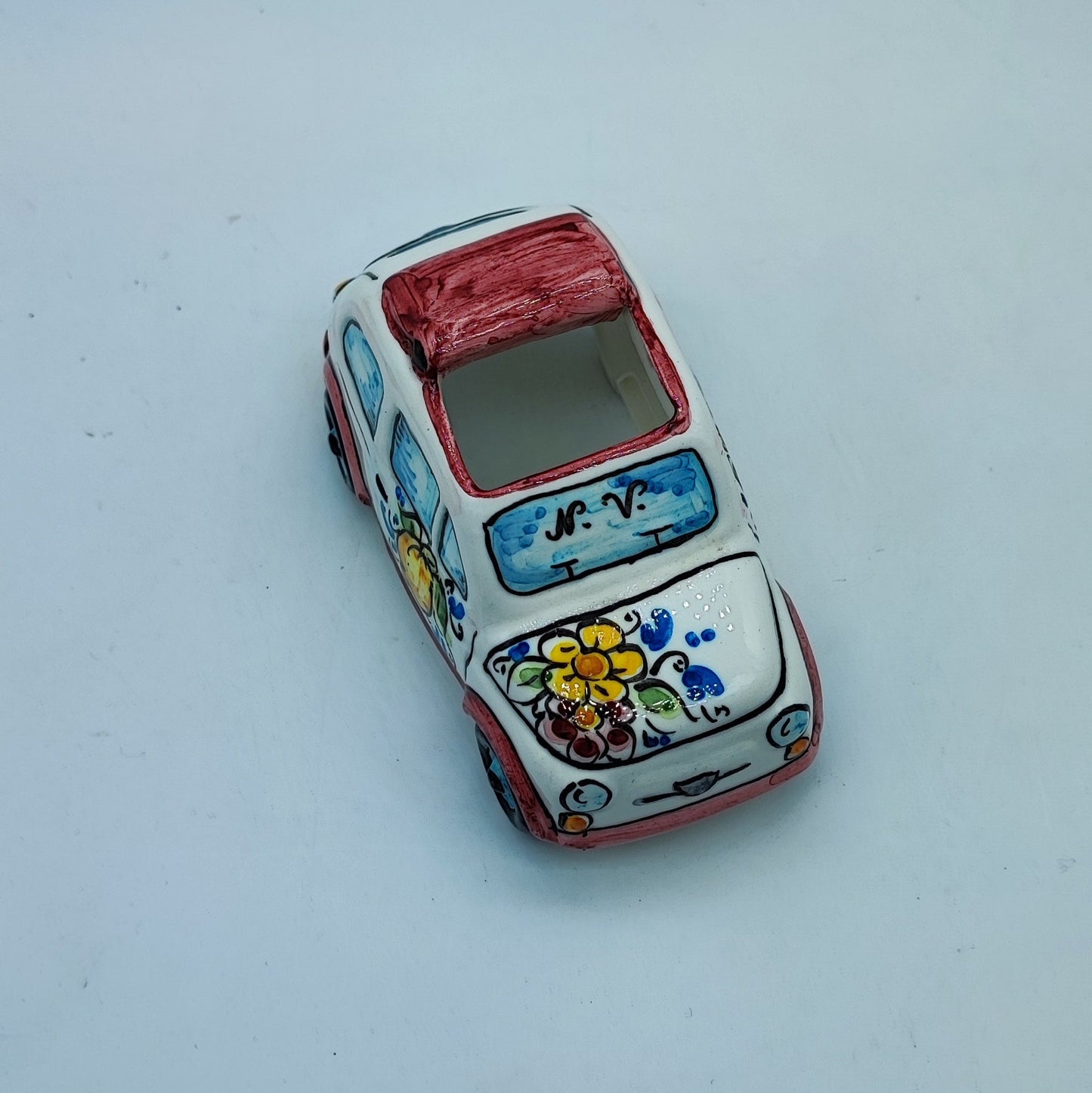Cinquecento, Caltagirone ceramic vehicle
