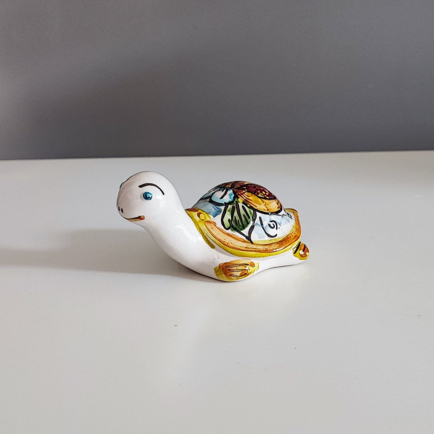 Handcrafted 10-11cm Caltagirone Ceramic Turtle Favor