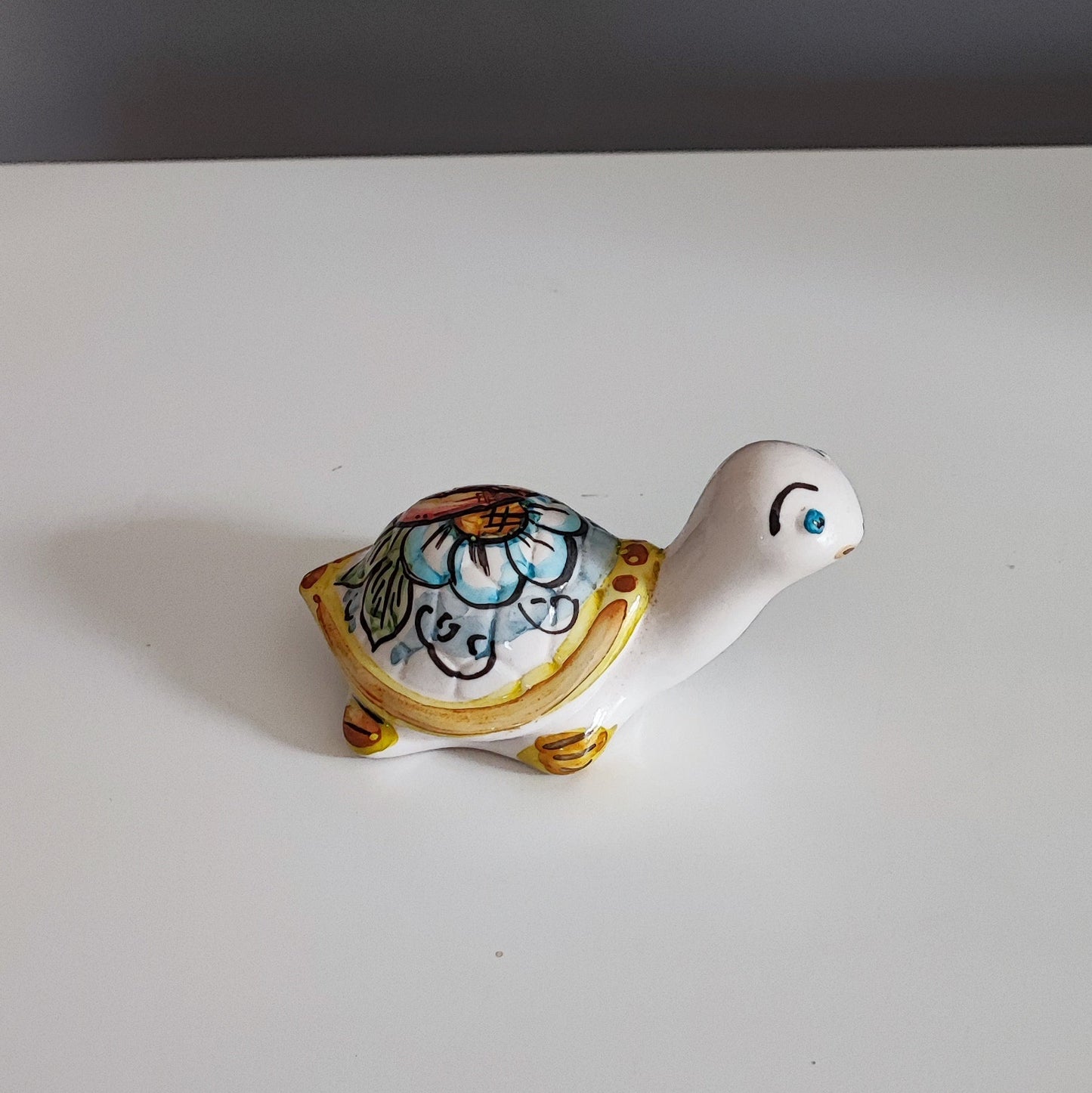Handcrafted 10-11cm Caltagirone Ceramic Turtle Favor