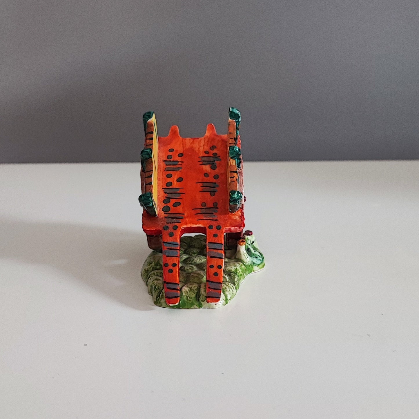 Handcrafted 10cm Caltagirone Ceramic Sicilian Cart Favor – Vibrant Traditional Art