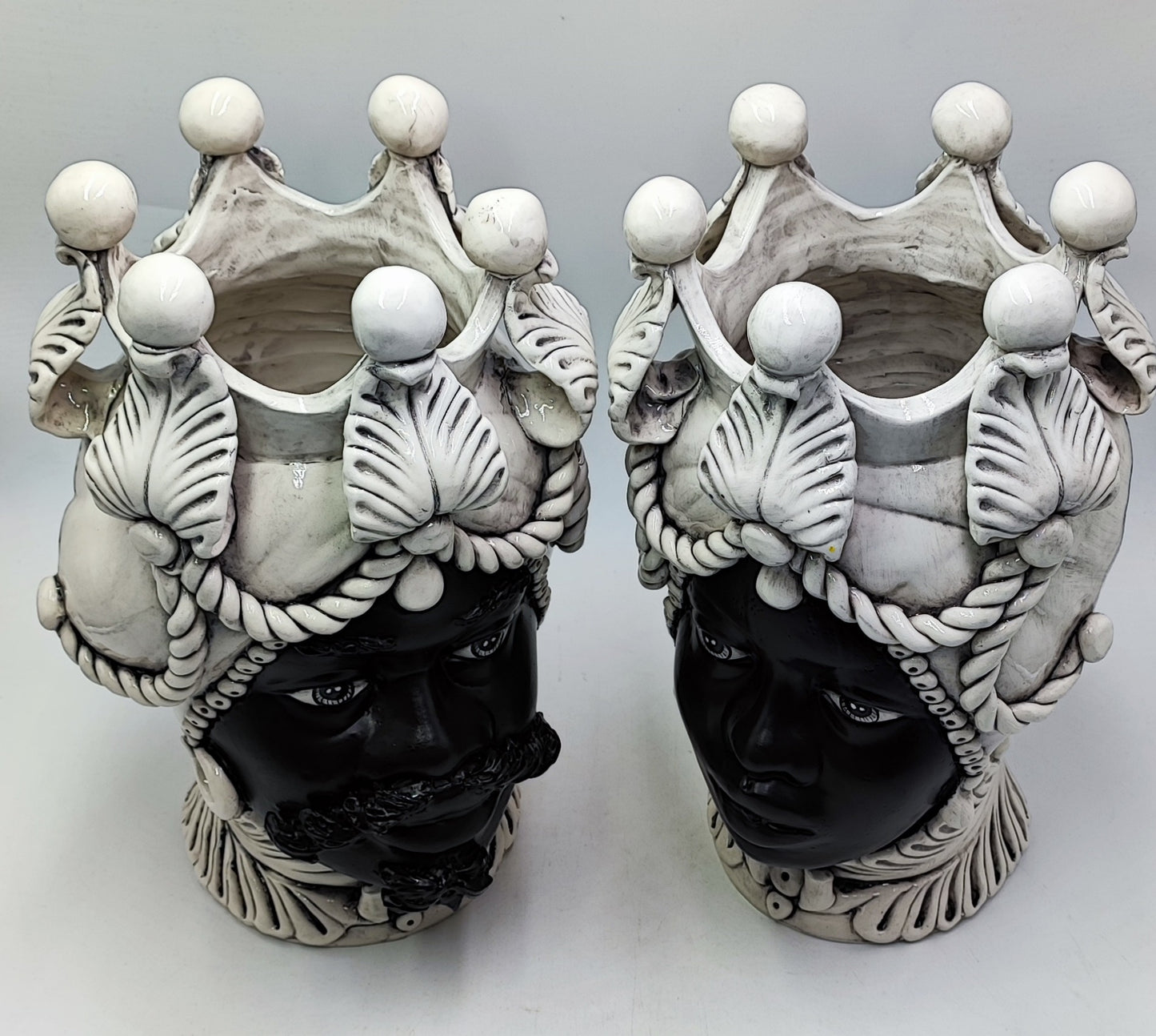 Regal Sicilian Moor’s Heads – Antique-Style Black Matte Couple, 42/43 cm (16.5/17 in)