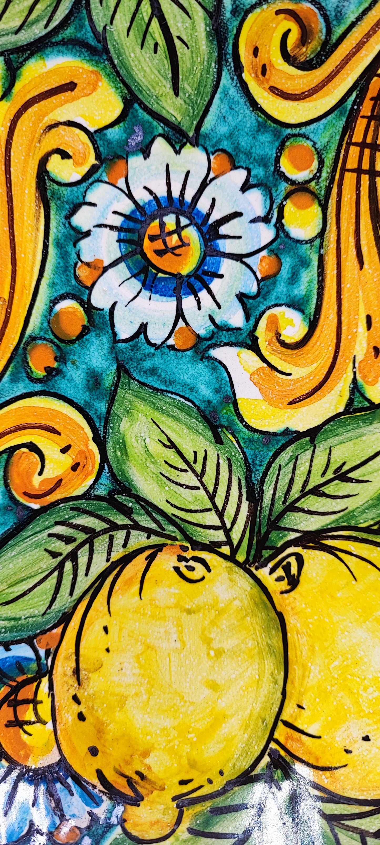 Centrotavola Smerlato, ceramica Caltagirone