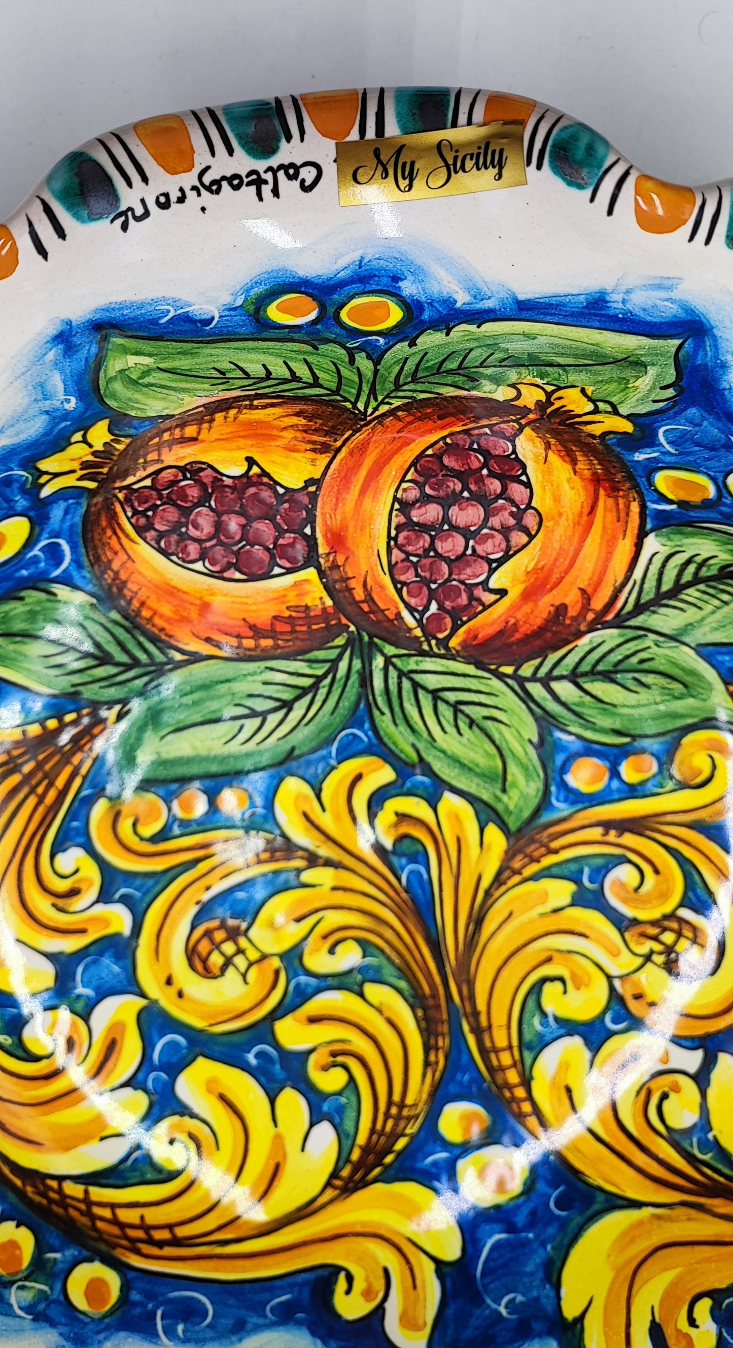 Centrotavola Smerlato, ceramica Caltagirone