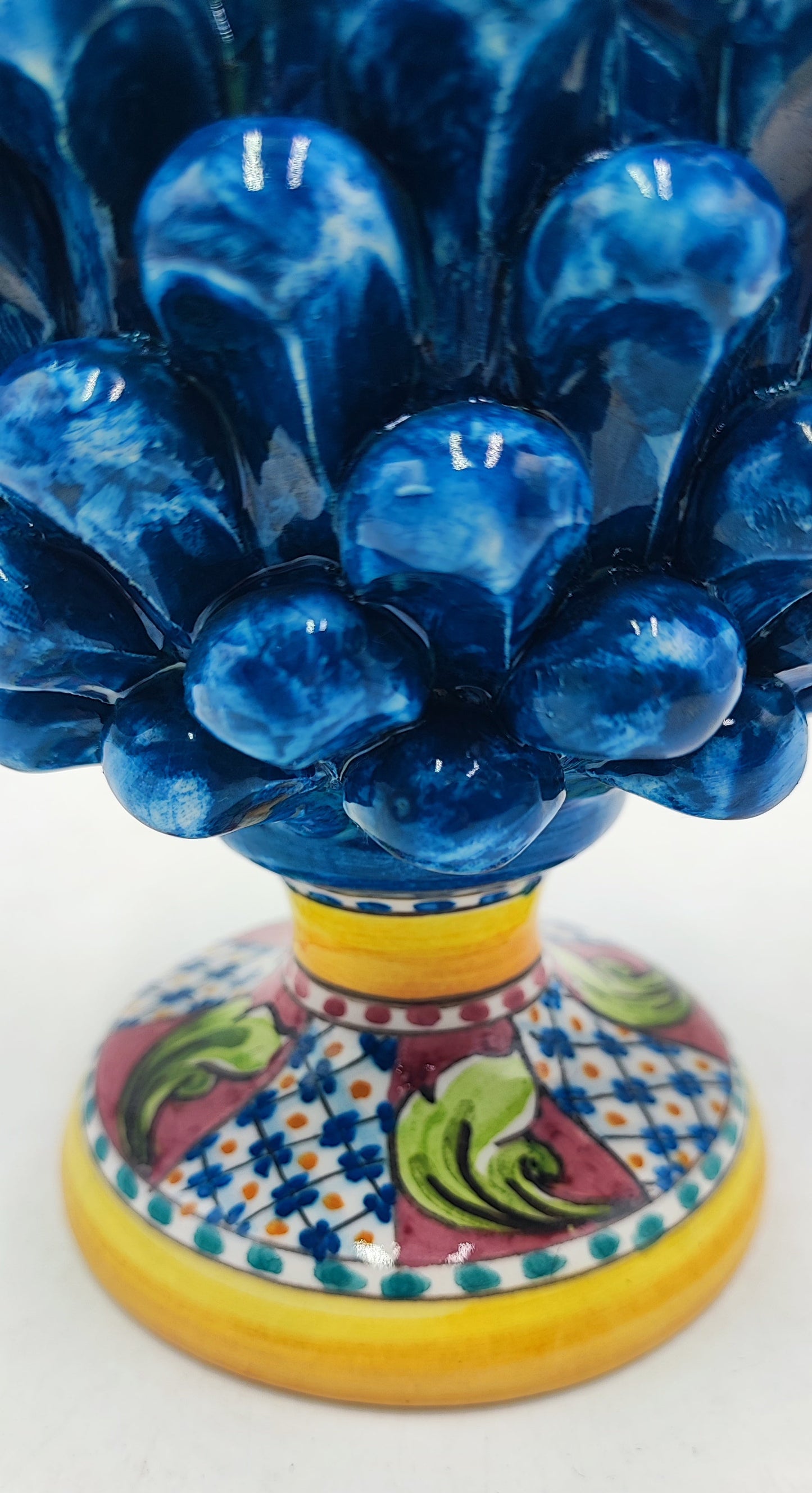 Handcrafted Ceramic Pine Cone - A Stunning Art Piece for Home Decor Enthusiasts and Italian Pottery Collectors