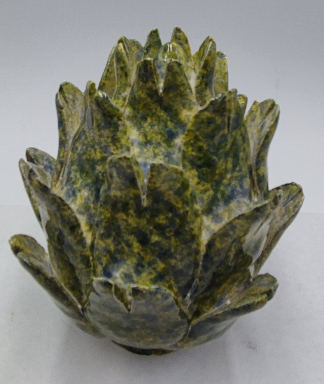 Handcrafted Caltagirone Ceramic Artichoke – 15/16 cm (5.9"–6.3") of Sicilian Elegance