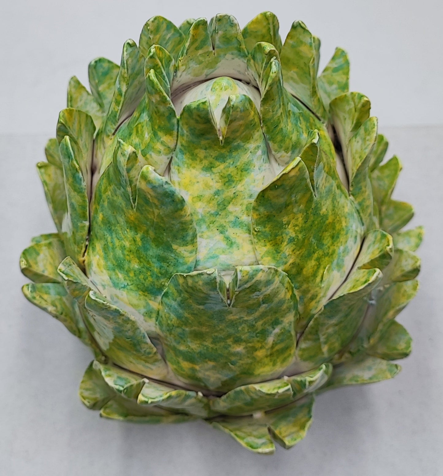 Caltagirone Ceramic Mother of Pearl Artichoke (15/16 cm) - Sicilian Craftsmanship