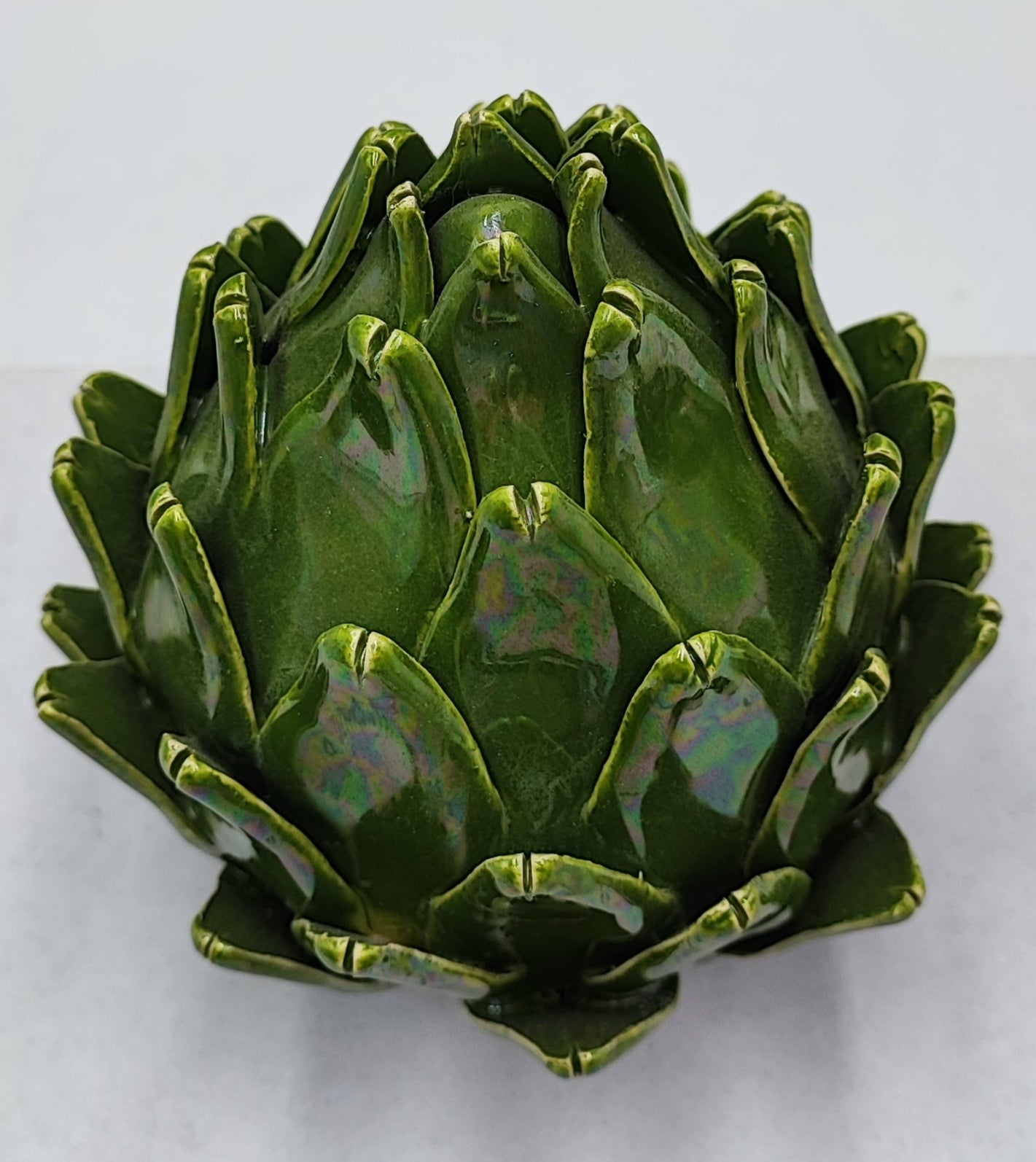 Caltagirone Ceramic Mother of Pearl Artichoke (15/16 cm) - Sicilian Craftsmanship