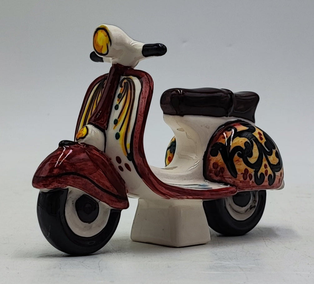 1970s Vespa in Caltagirone Ceramic (17 cm in Length, 12 cm in Height)