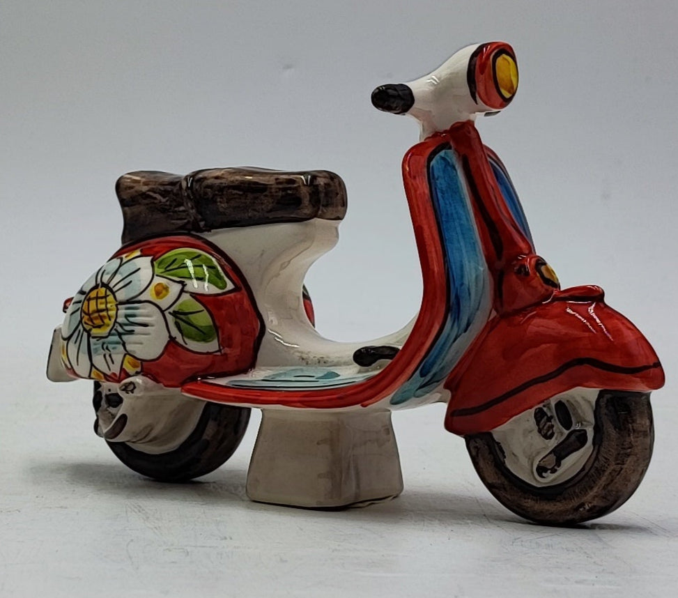 1970s Vespa in Caltagirone Ceramic (17 cm in Length, 12 cm in Height)