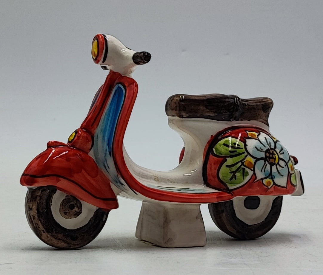 1970s Vespa in Caltagirone Ceramic (17 cm in Length, 12 cm in Height)