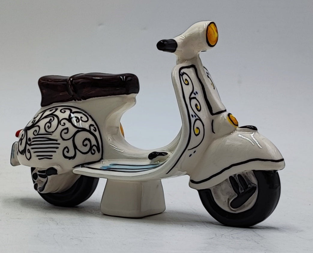 1970s Vespa in Caltagirone Ceramic (17 cm in Length, 12 cm in Height)