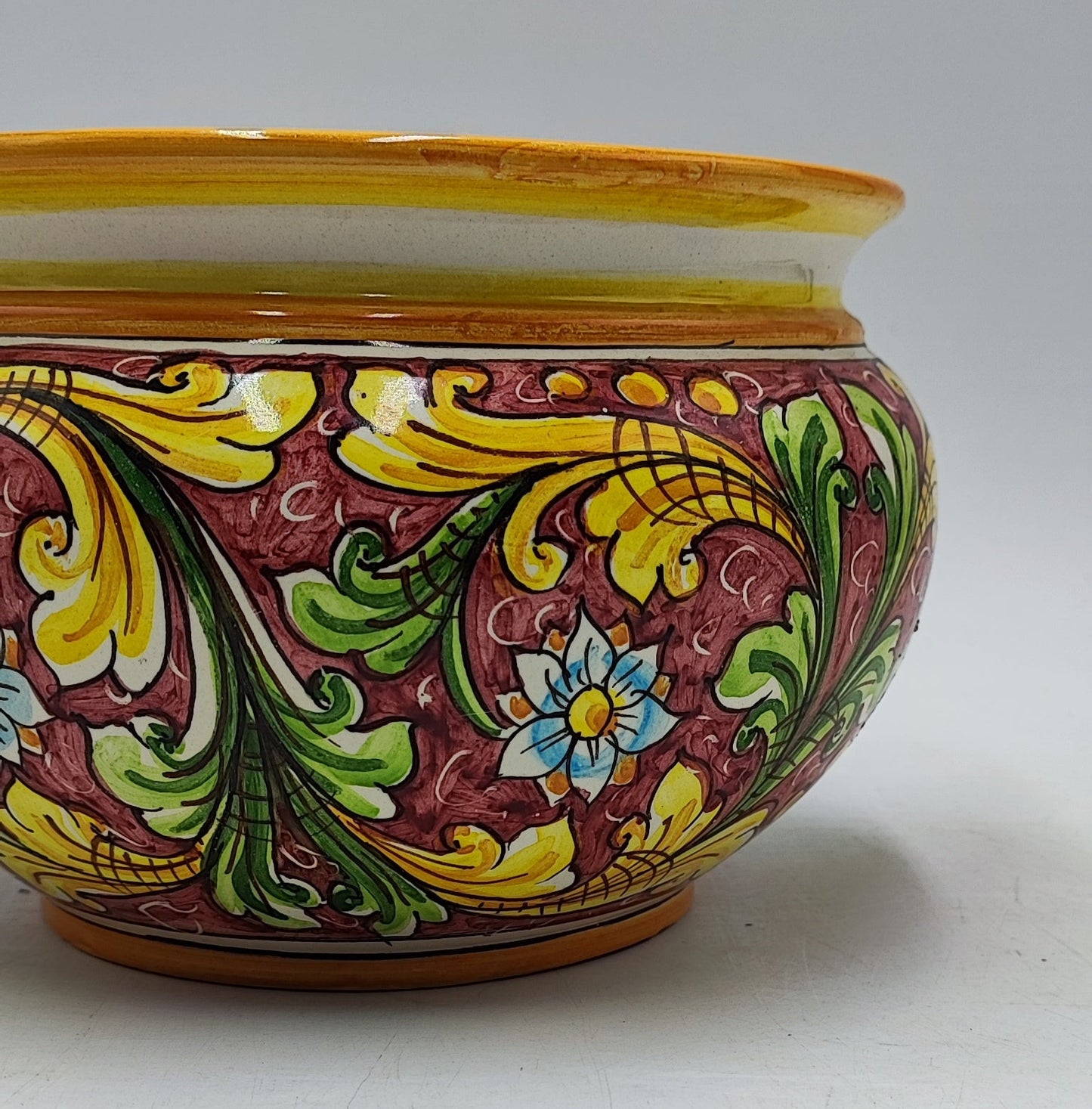 Handmade Round Ceramic Cachepot – Caltagirone Pottery Planter – 22.5cm x 16cm (8.85” x 6.3”) – Sicilian Majolica Flower Pot