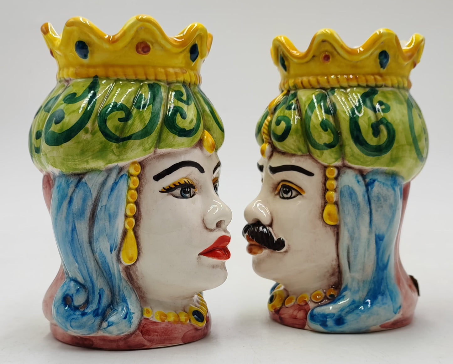 Ceramica di Caltagirone " Sicilian Moorish heads" Emiri style