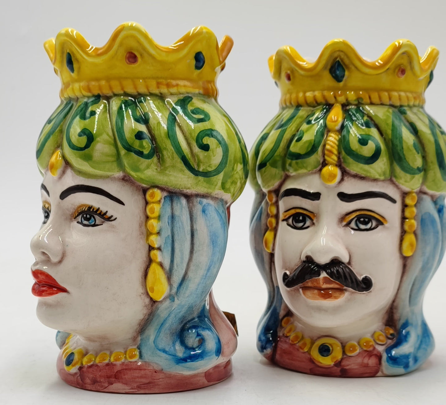 Ceramica di Caltagirone " Sicilian Moorish heads" Emiri style