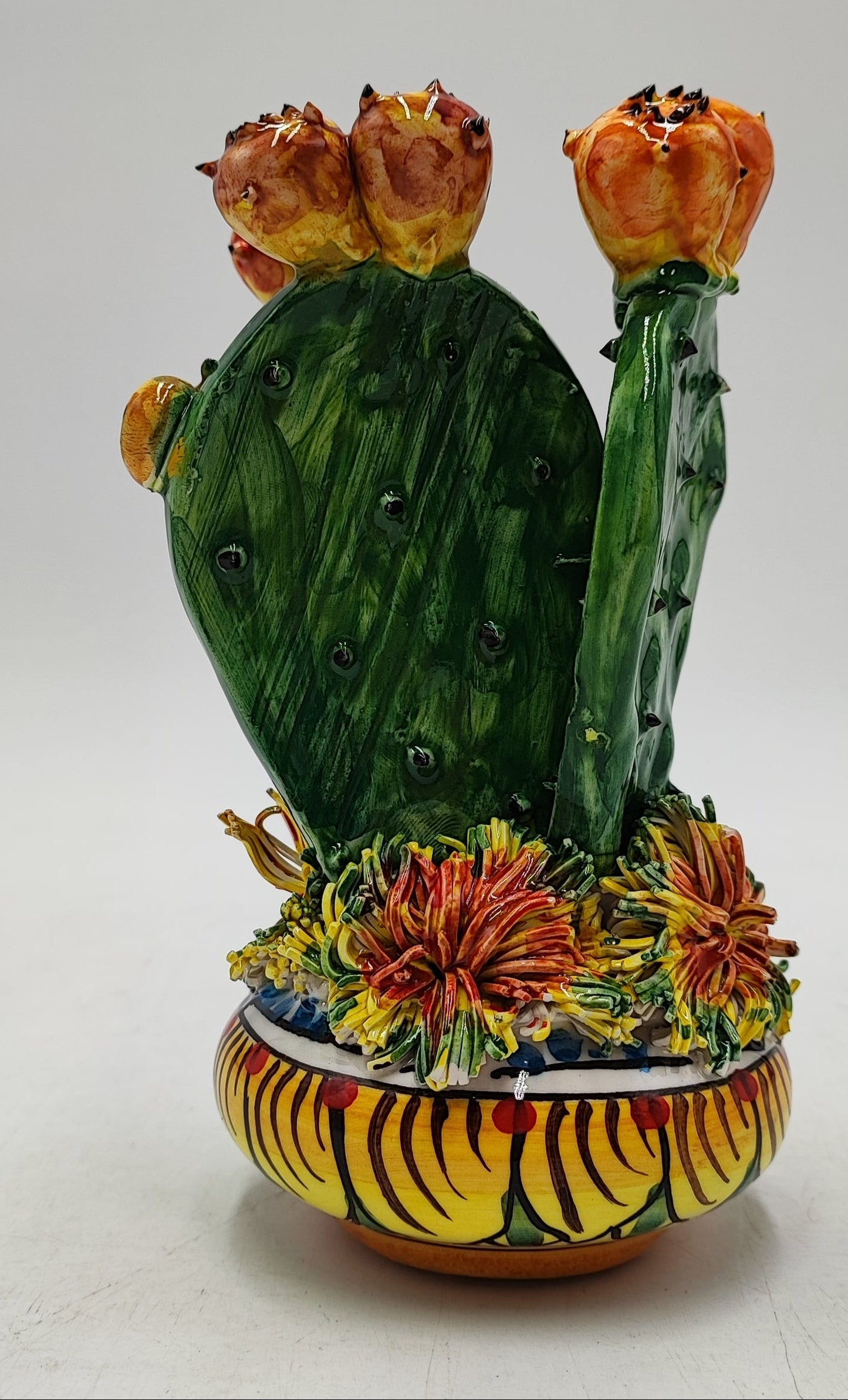 Ceramica di Caltagirone Prickly Pear Sculpture – 20 cm (7.8”) Height, 11 cm (4.3”) Width