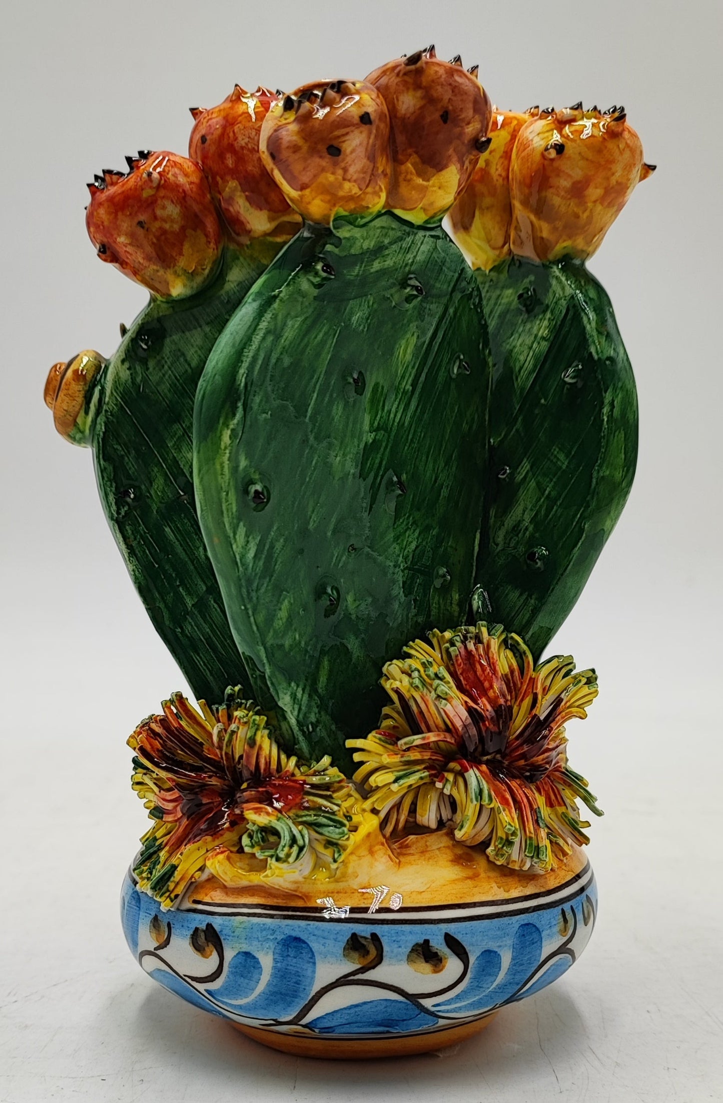 Ceramica di Caltagirone Prickly Pear Sculpture – 20 cm (7.8”) Height, 11 cm (4.3”) Width
