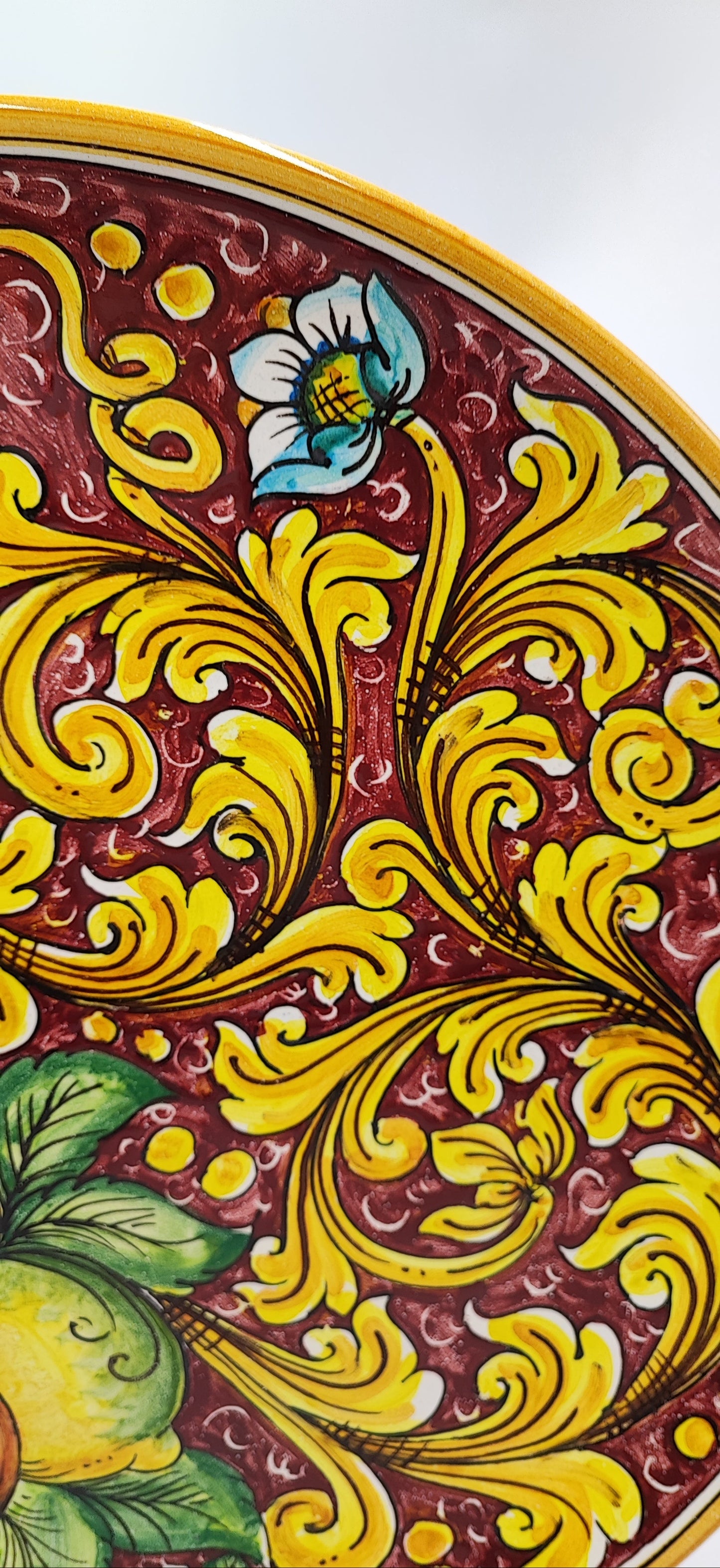 Elegant Caltagirone Ceramic Plates - Sicilian Art for a Unique Table Setting
