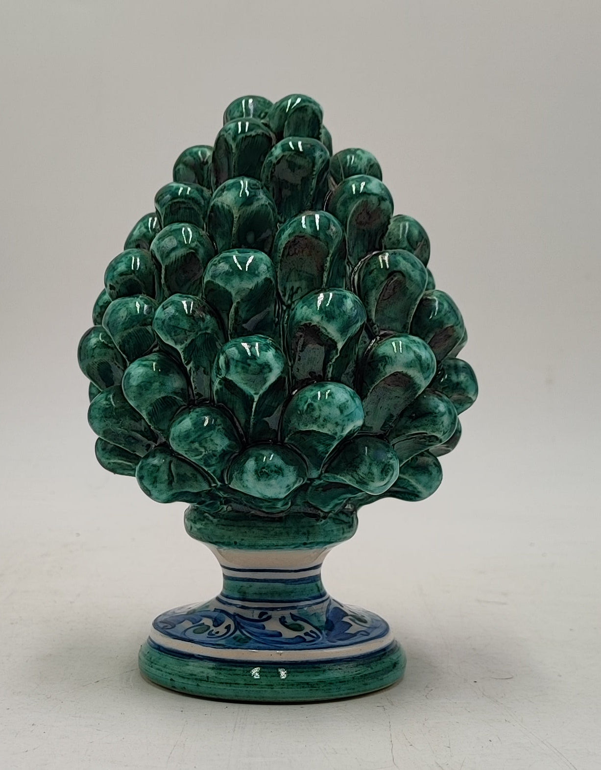 Sicilian ceramic pine cone, with decorative base and without 15/16cm
