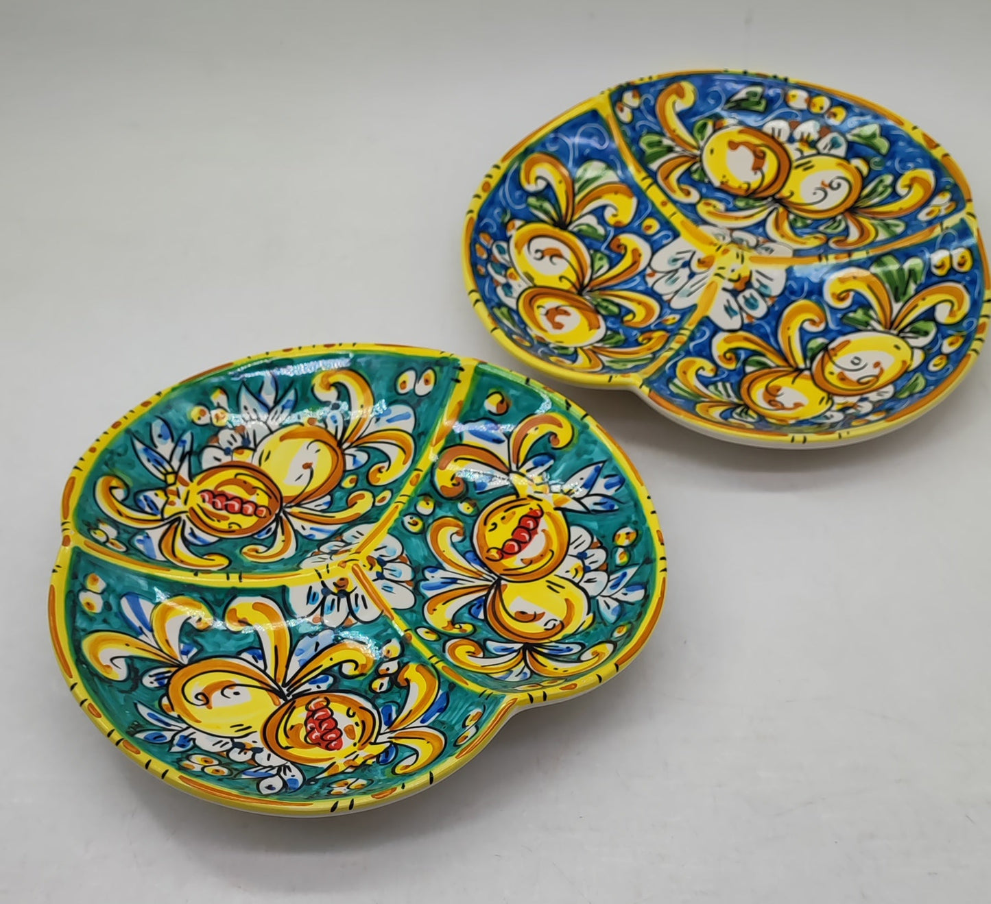 Handmade Sicilian 28 cm 3-Section Ceramic Serving Bowl | Ceramica di Caltagirone | Italian Antipasti Bowl | Olive & Snack Serving Dish | Made in Sicily