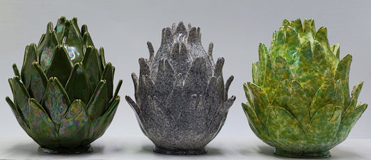 Caltagirone Ceramic Mother of Pearl Artichoke (15/16 cm) - Sicilian Craftsmanship
