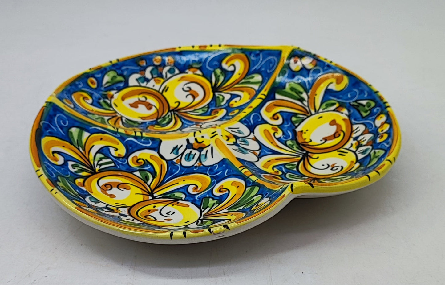 Handmade Sicilian 28 cm 3-Section Ceramic Serving Bowl | Ceramica di Caltagirone | Italian Antipasti Bowl | Olive & Snack Serving Dish | Made in Sicily