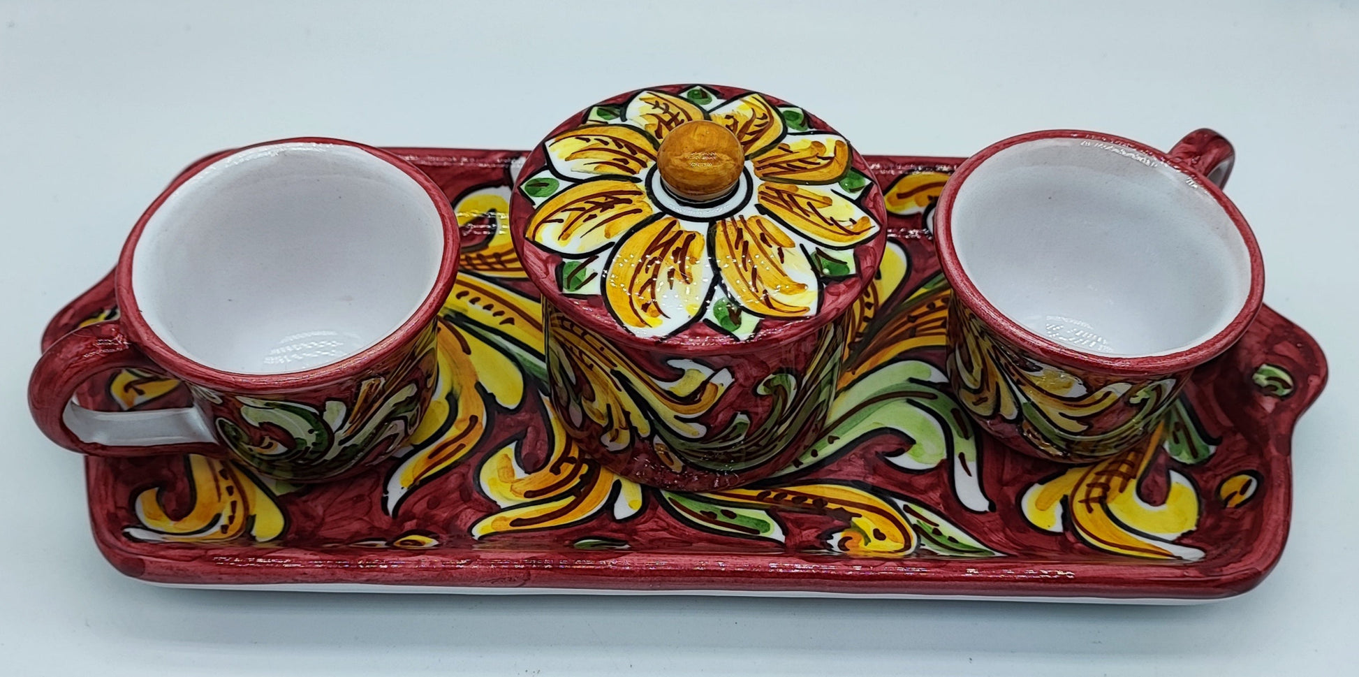 Baroque style tea set
