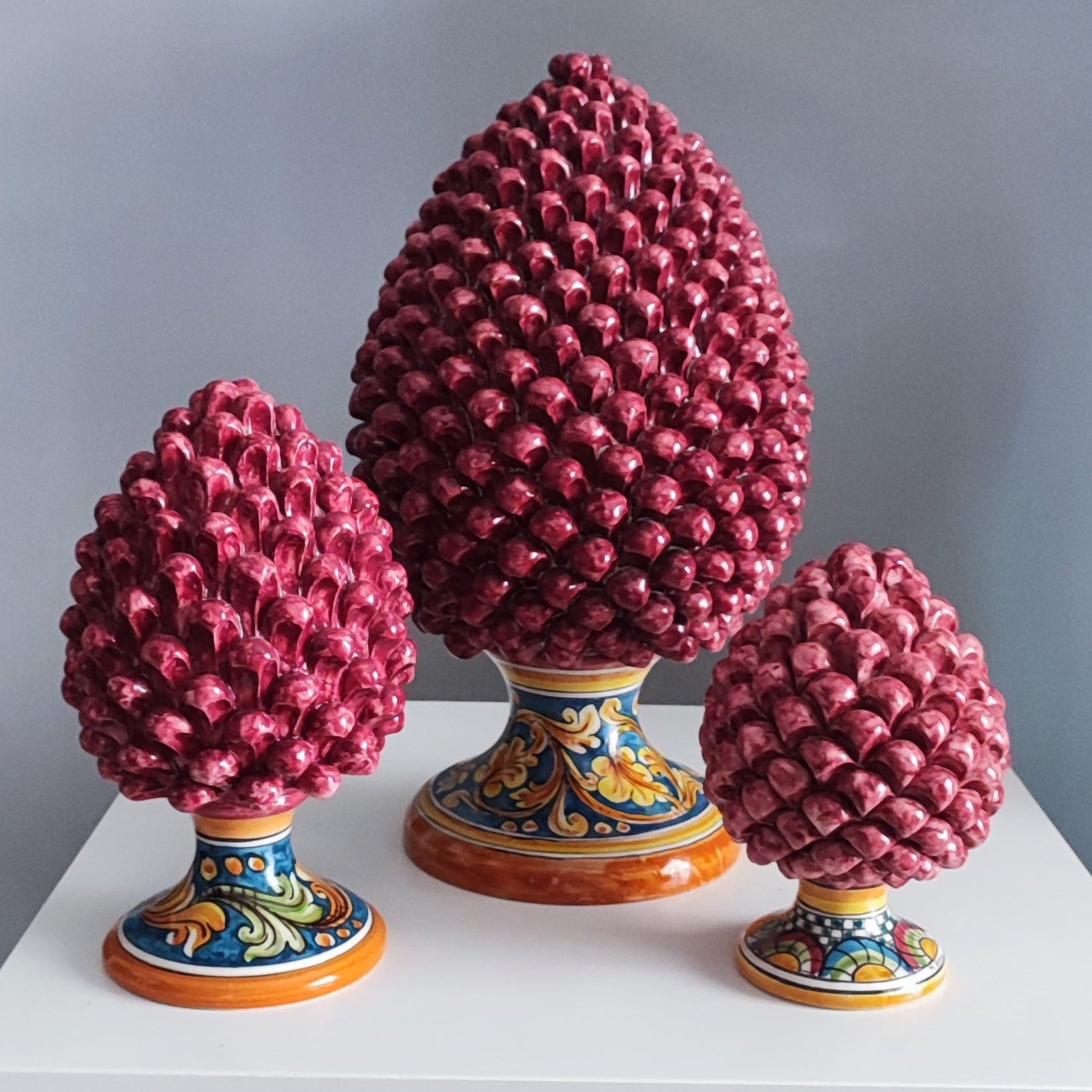 Ceramic home décor pine cone