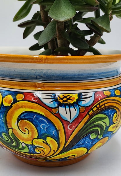 Home Decor Pot
