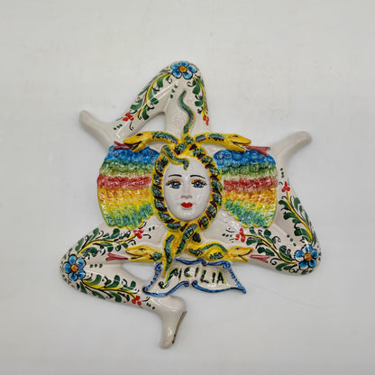  Trinacria siciliana in ceramica di Caltagirone