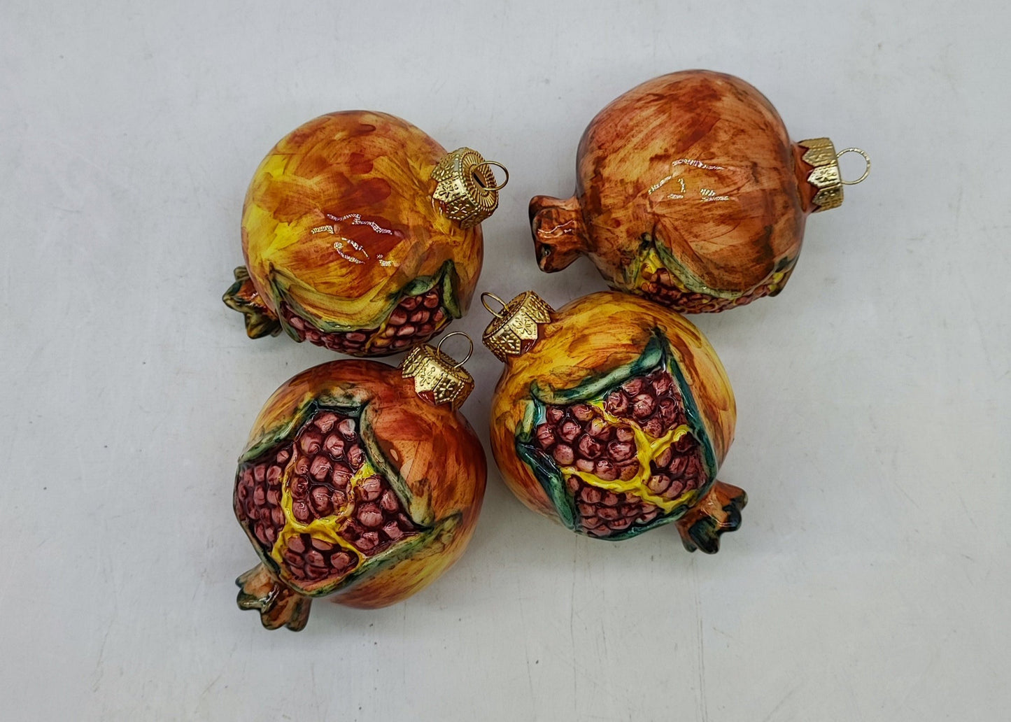 Ceramica di Caltagirone Xmas Tree Fruit Balls – Eleganza siciliana artigianale