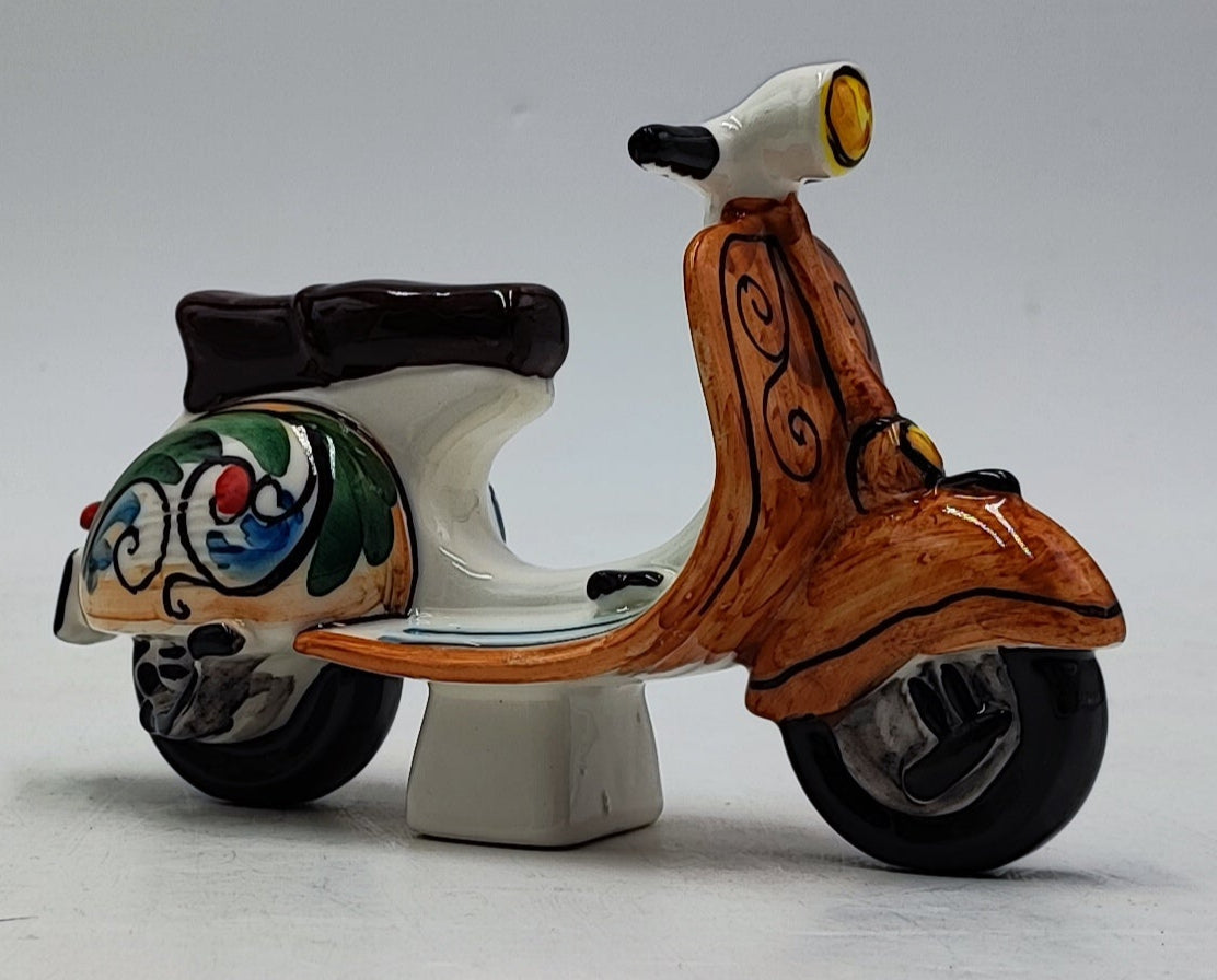 1970s Vespa in Caltagirone Ceramic (17 cm in Length, 12 cm in Height)