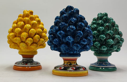 Sicilian ceramic pine cone, with decorative base and without 15/16cm