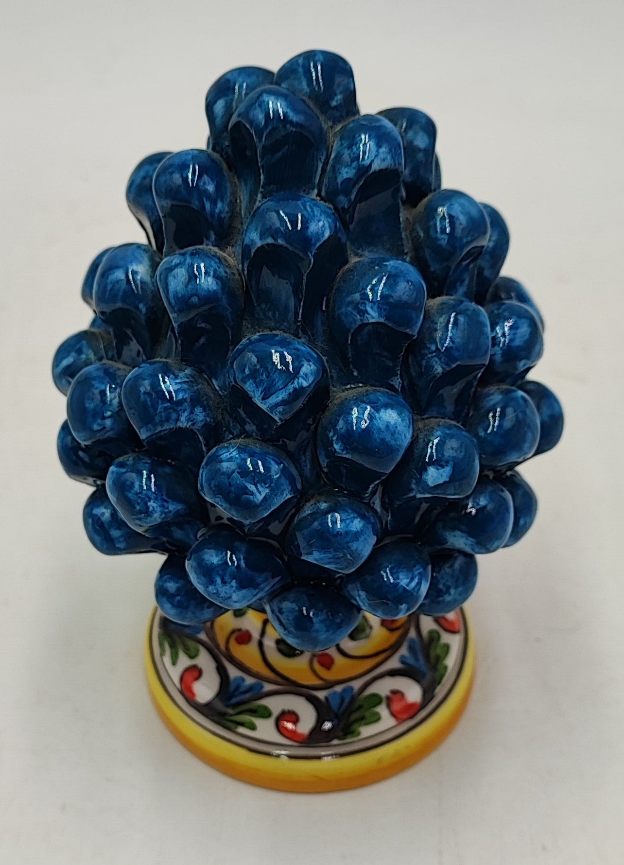 Sicilian ceramic pine cone, with decorative base and without 15/16cm