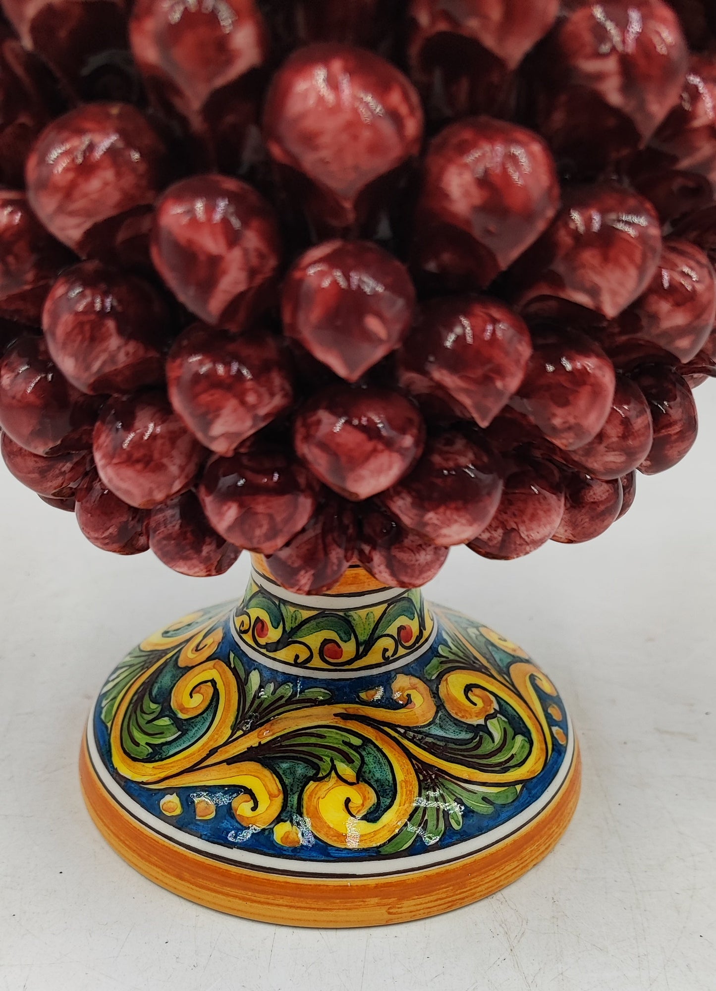 Handcrafted Sicilian Ceramic Pine Cone: Rustic Home Decor (26/27 cm)