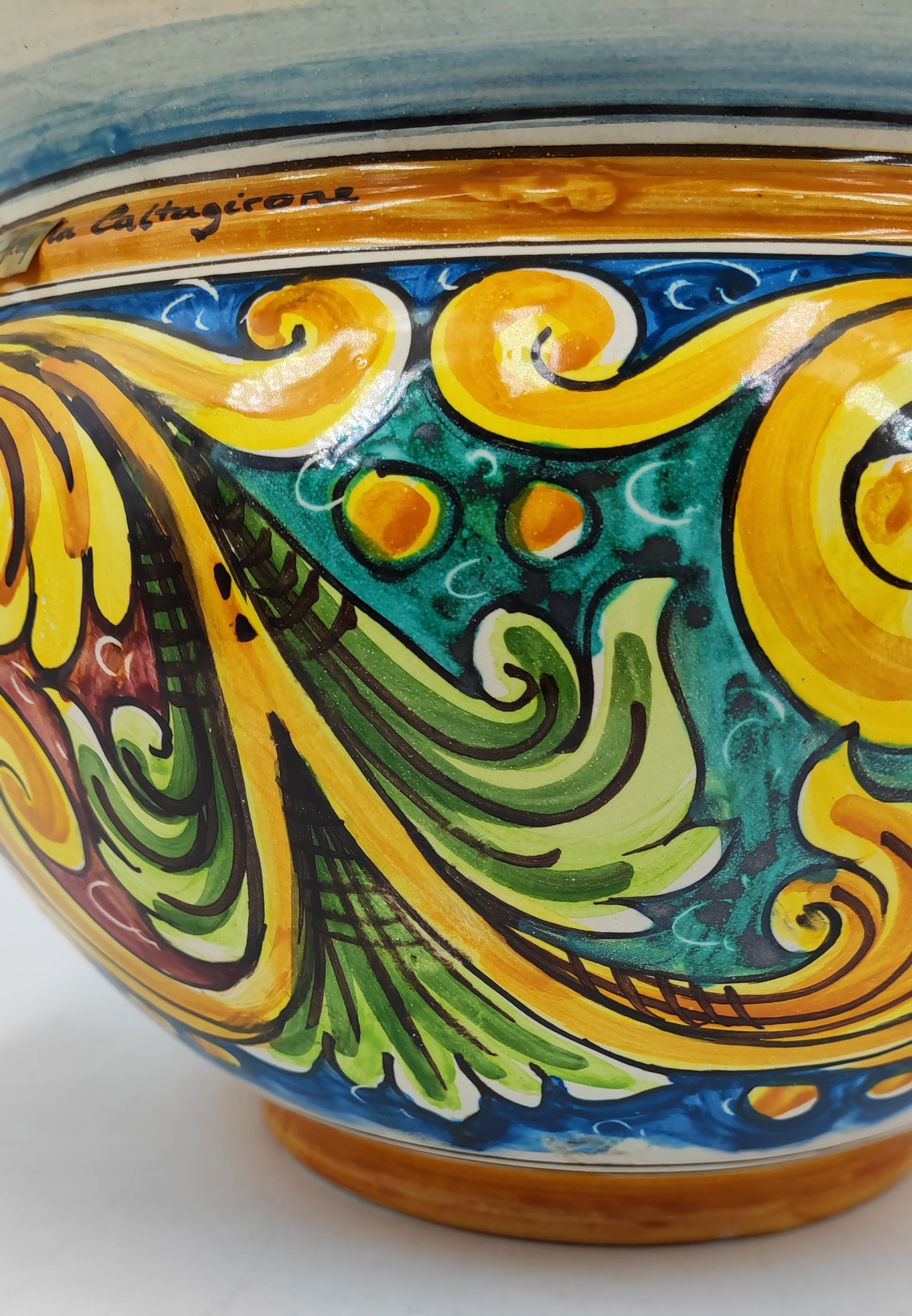 Caltagirone Acqua Green Ceramic vase holder 27cm