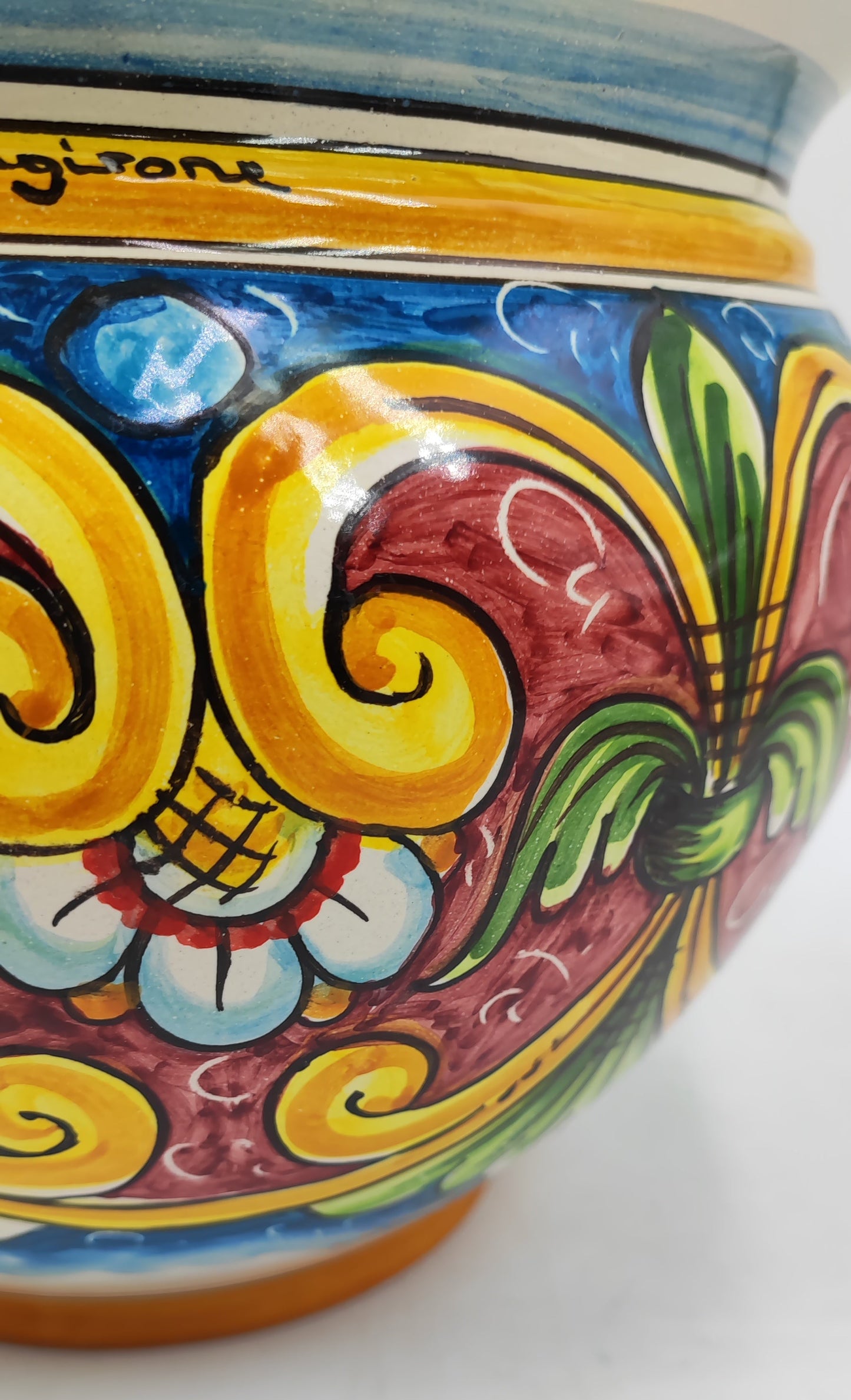 Caltagirone Acqua Green Ceramic vase holder 27cm