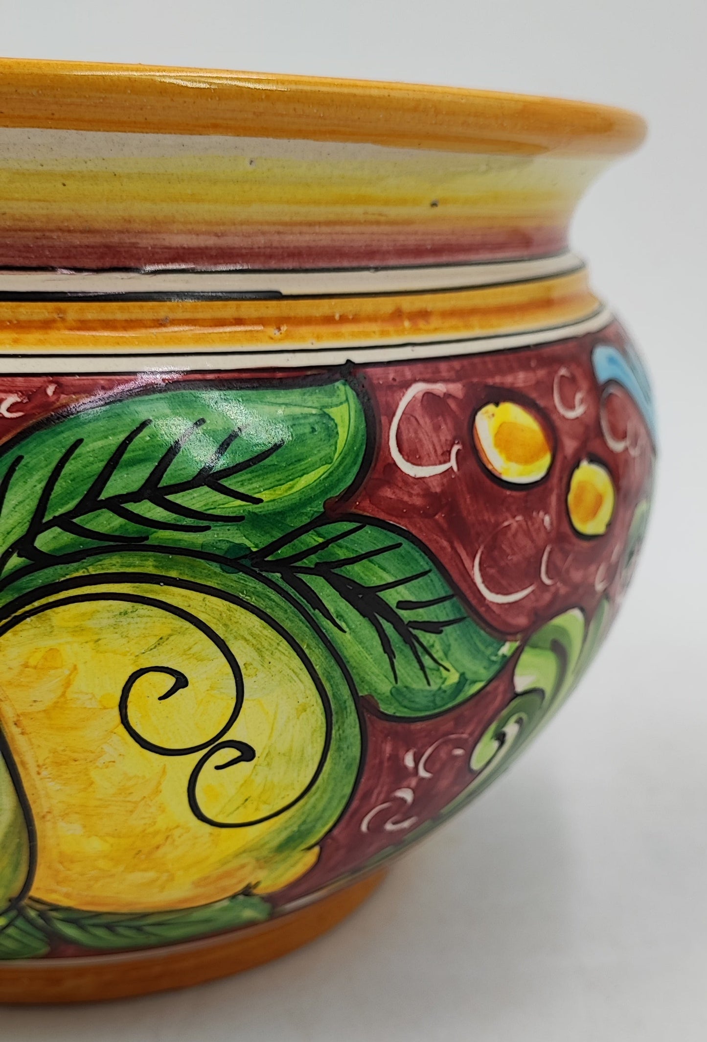 Handmade Caltagirone Pottery Cachepot: Sicilian Majolica Planter (22.5cm x 16cm)