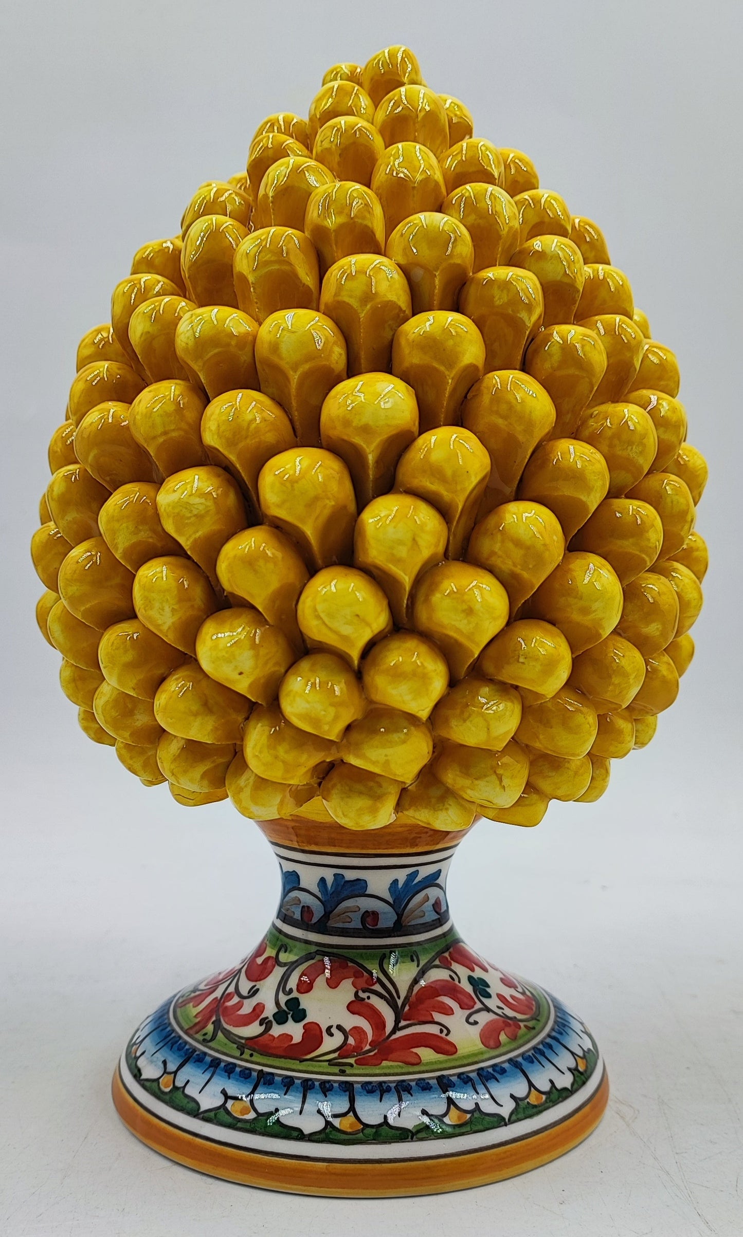Rustic Sicilian Pine Cone Decor – 27 cm