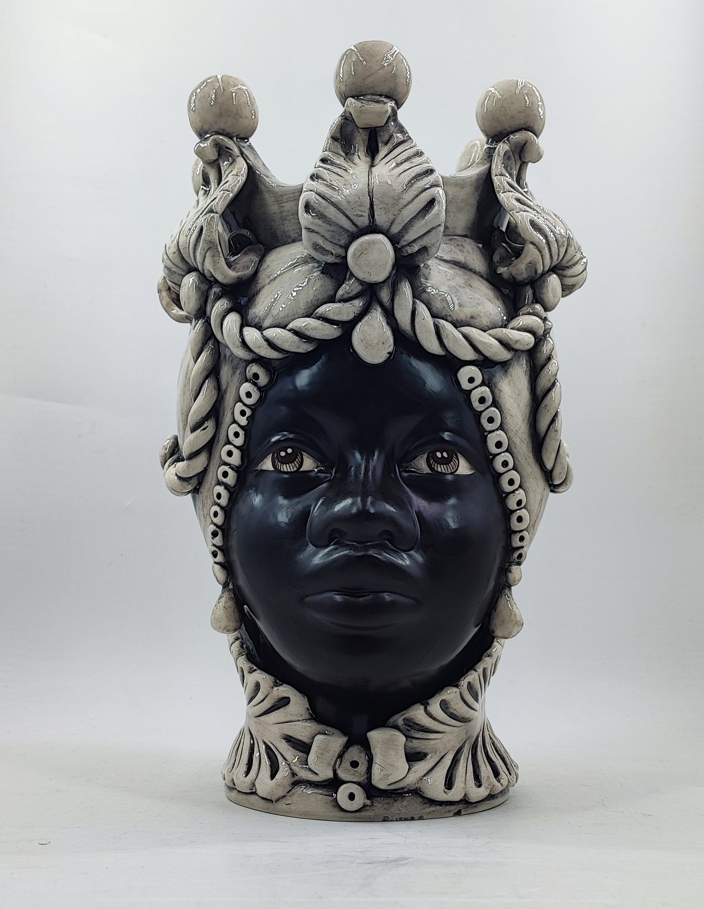 Regal Sicilian Moorish Heads – 42/43 cm