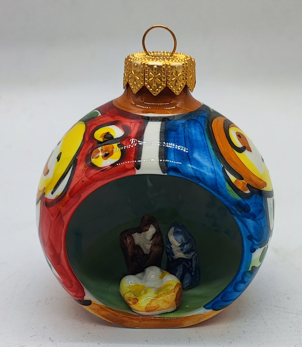 Sicilian Ceramic Christmas Ornament with Nativity Scene – Handmade Caltagirone Pottery Bauble, 11 cm