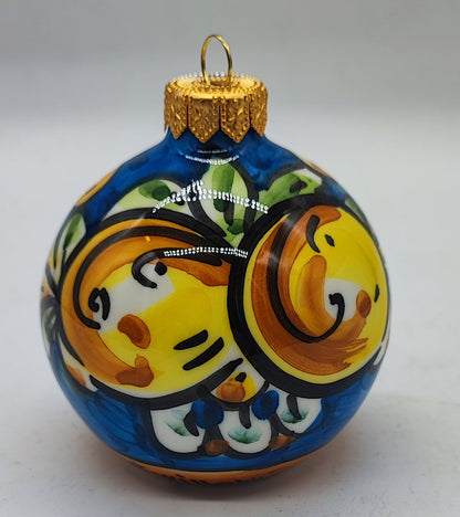 Sicilian Ceramic Christmas Ornament with Nativity Scene – Handmade Caltagirone Pottery Bauble, 11 cm