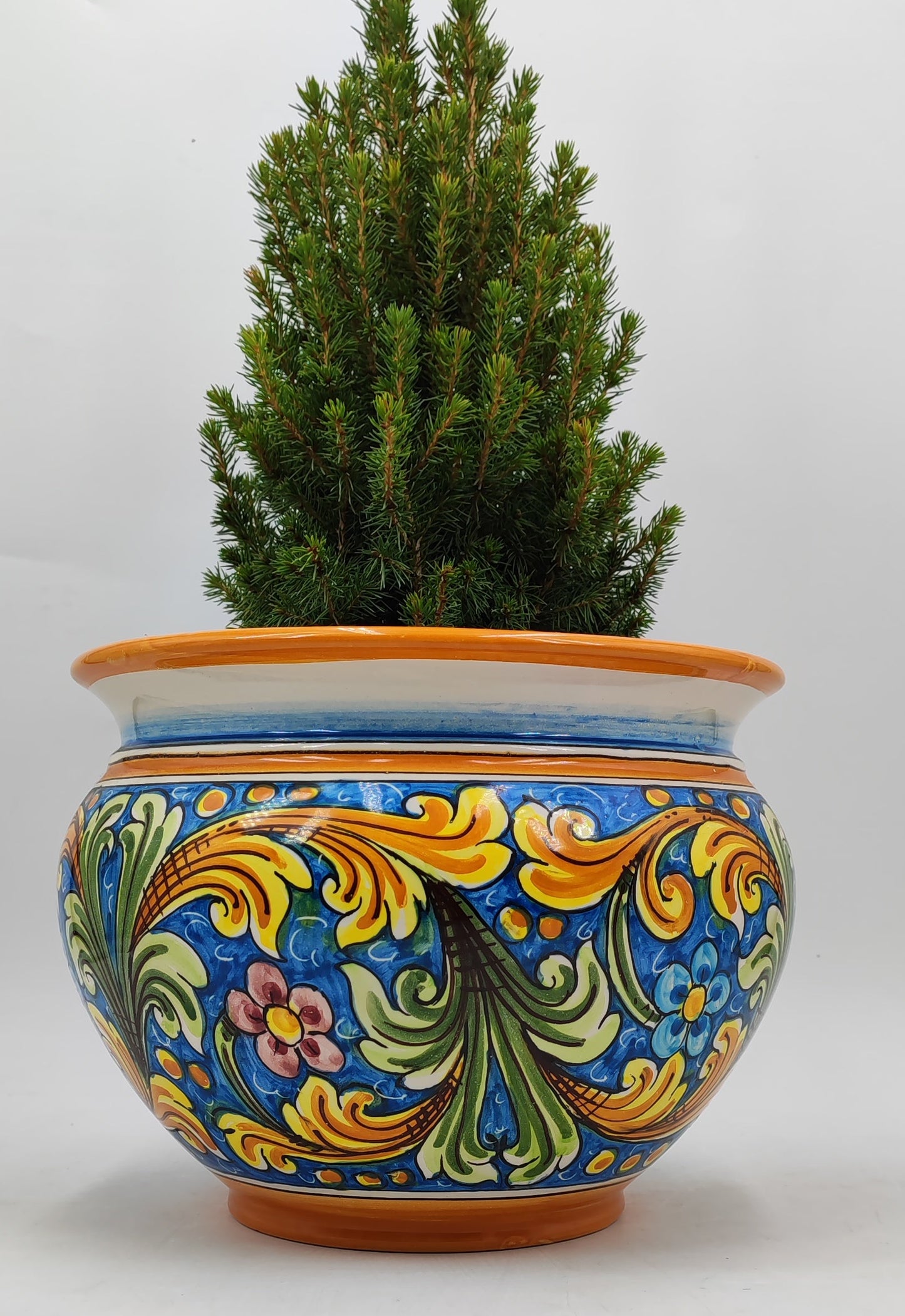 Italian pottery
