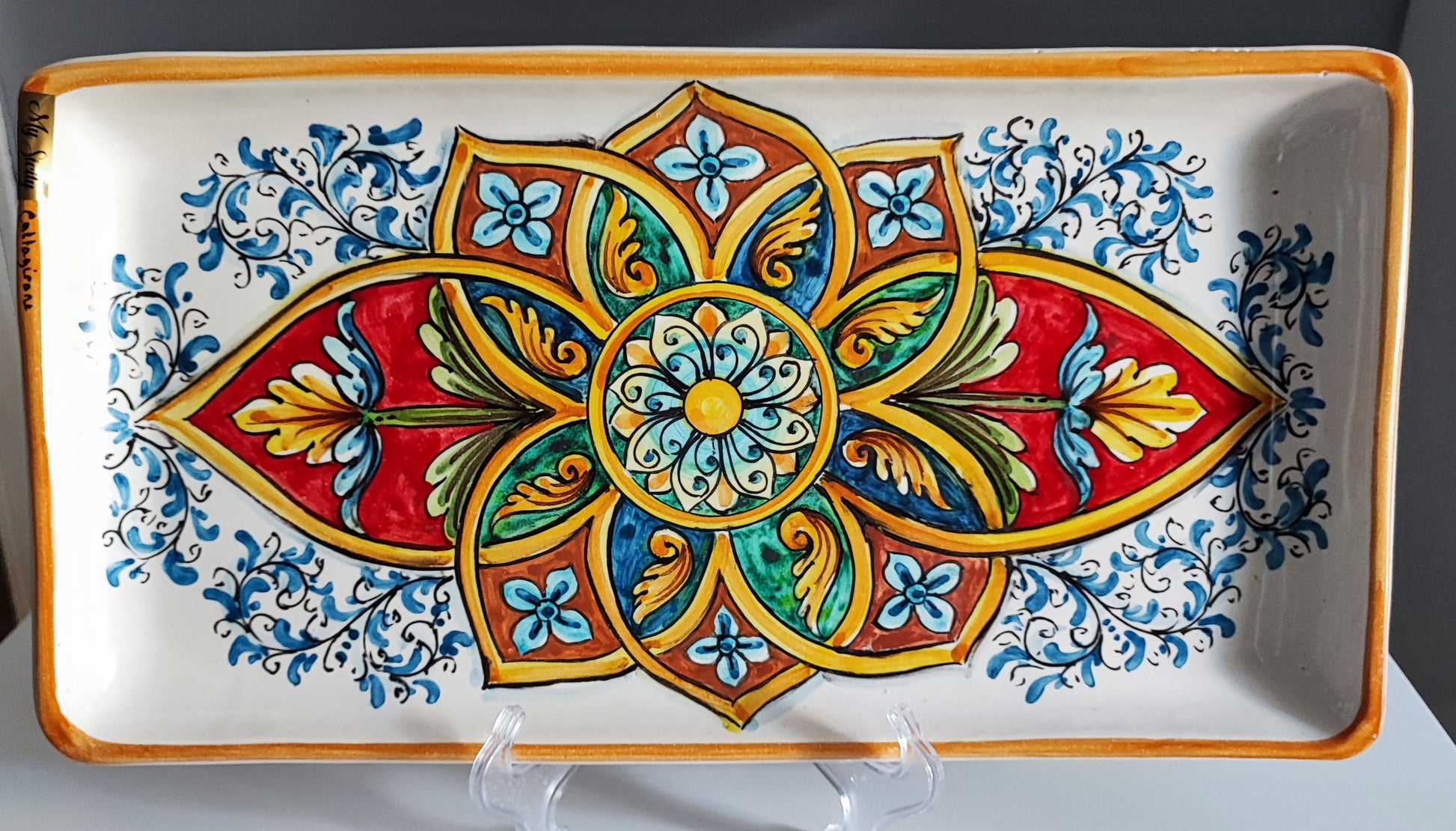 Italian pottery
