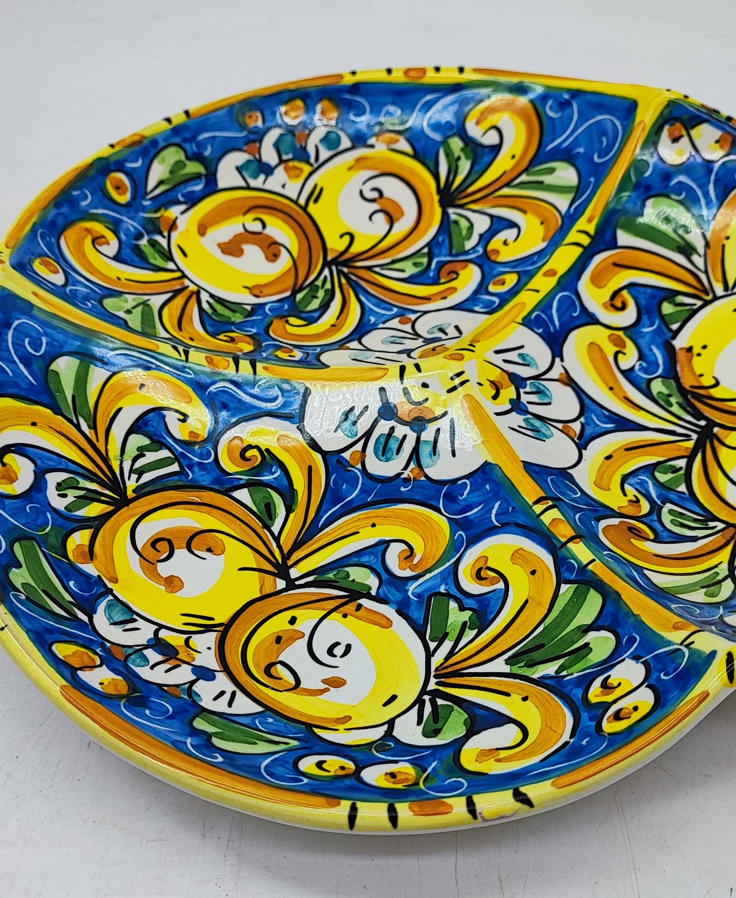Handmade Sicilian 28 cm 3-Section Ceramic Serving Bowl | Ceramica di Caltagirone | Italian Antipasti Bowl | Olive & Snack Serving Dish | Made in Sicily